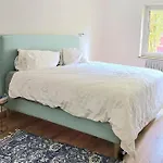 Bright, Comfy Flat, Top Location